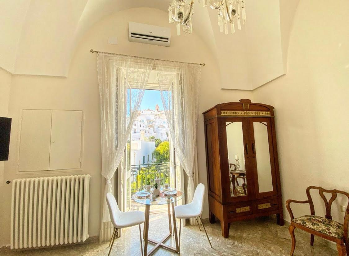 Suite La Terrazza Di Don Peppino Ostuni Bagian luar foto
