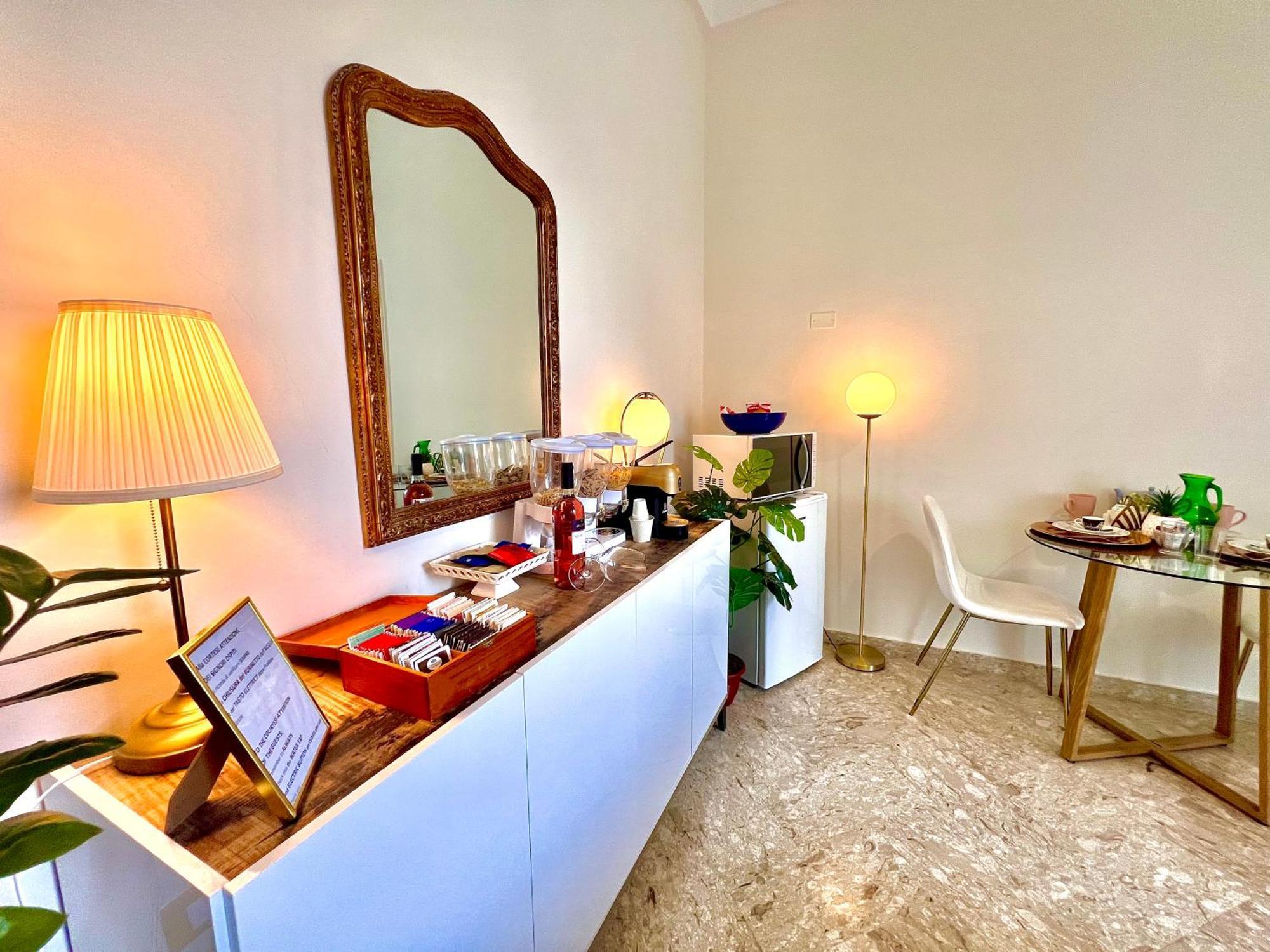 Suite La Terrazza Di Don Peppino Ostuni Bagian luar foto
