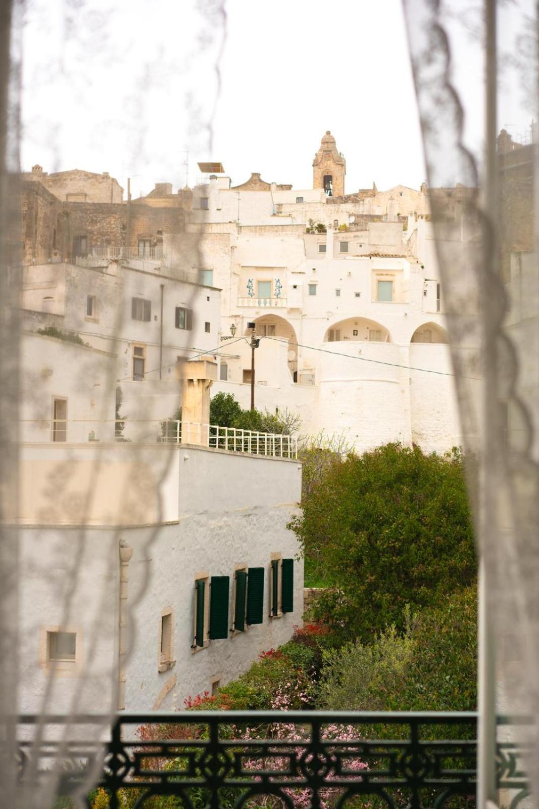 Suite La Terrazza Di Don Peppino Ostuni Bagian luar foto